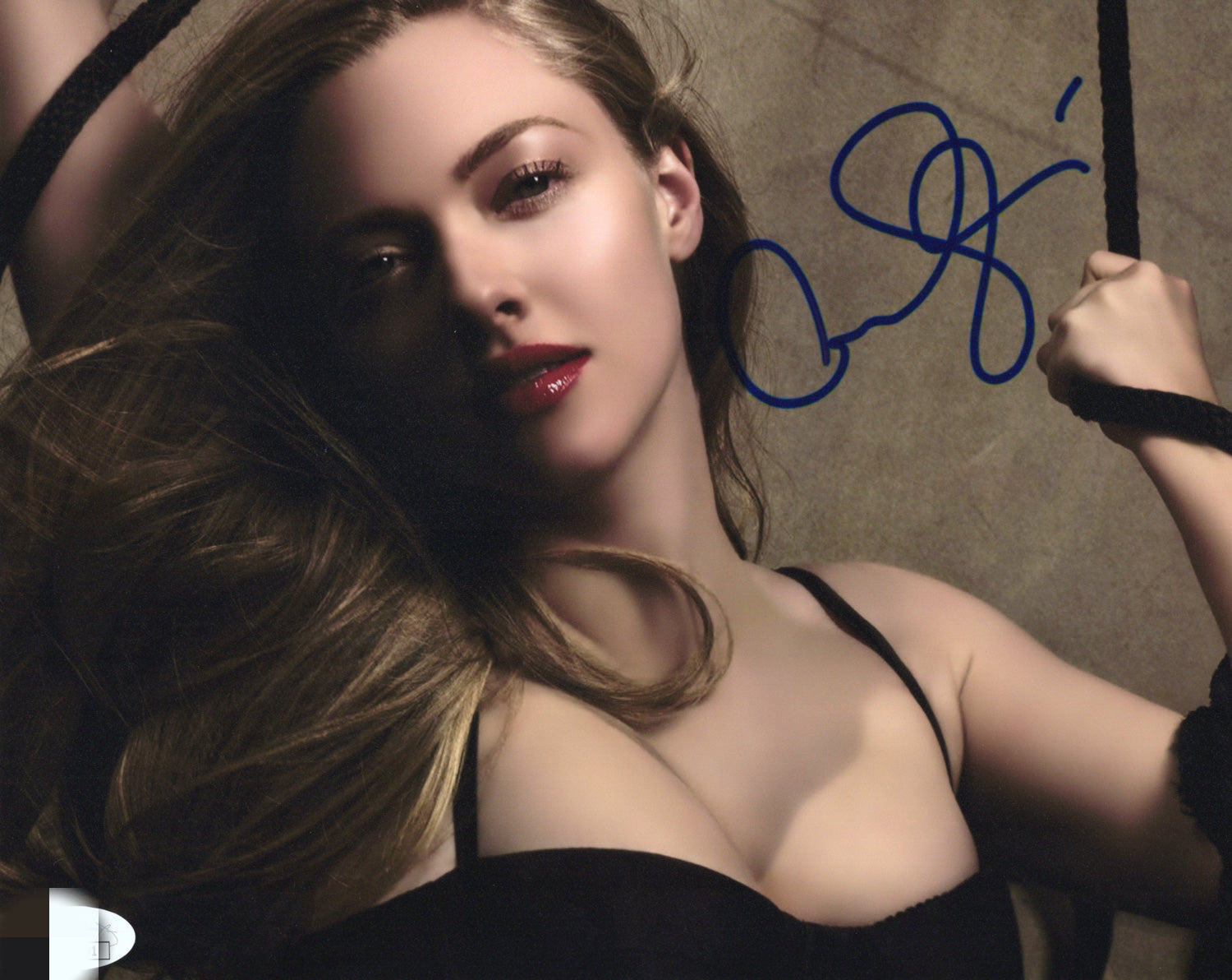 Amanda Seyfried autographed 8x10 JSA offers COA