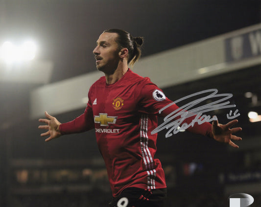 Zlatan Ibrahimović Autograph 8X10 Photo JSA COA - Premium Autograph from Autographspace - Just $180! Shop now at Autographspace