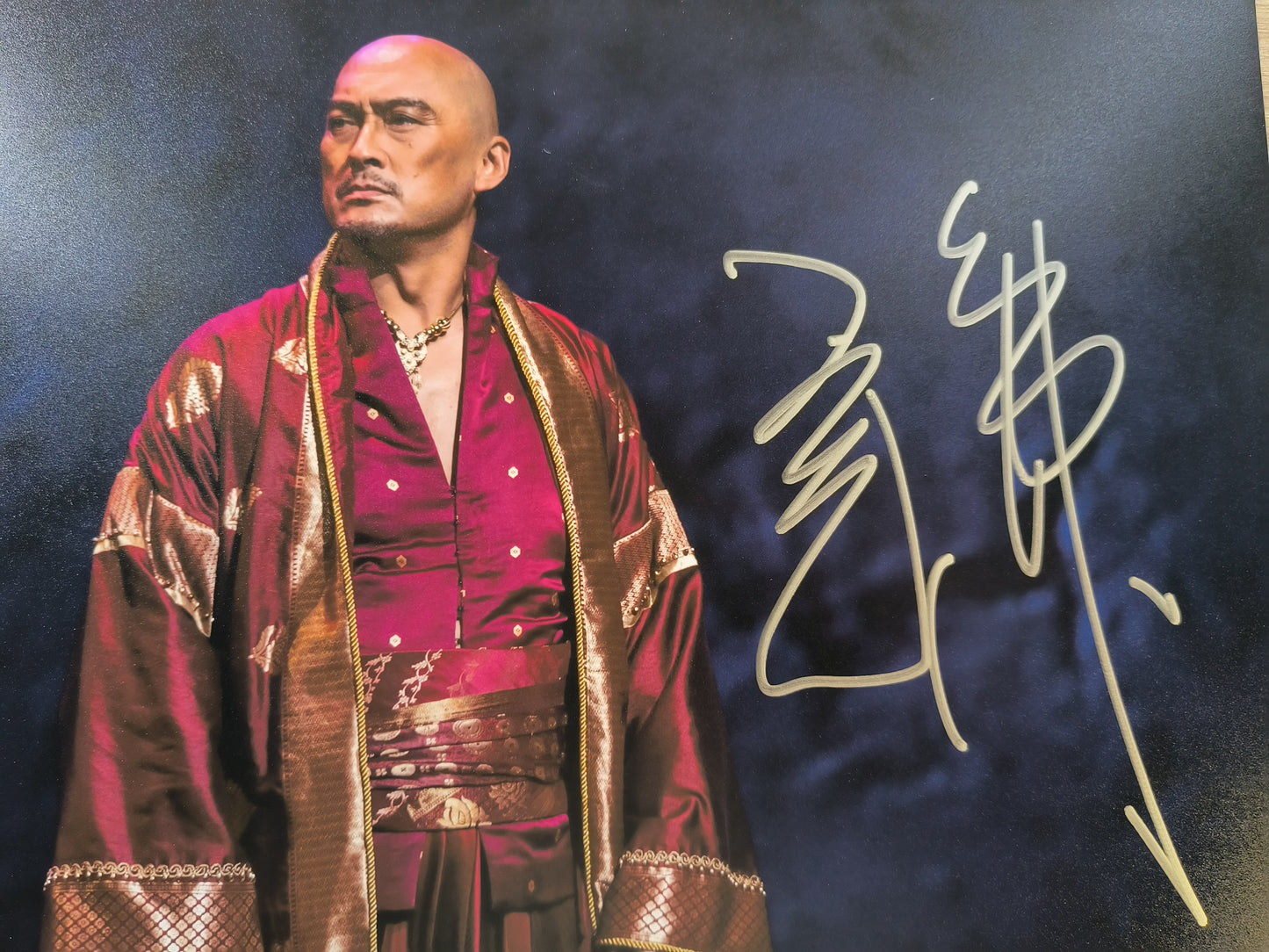 Ken Watanabe Autograph 8X10 Photo PSADNA COA - Premium 签名照 from Autographspace - Just $300.00! Shop now at Autographspace